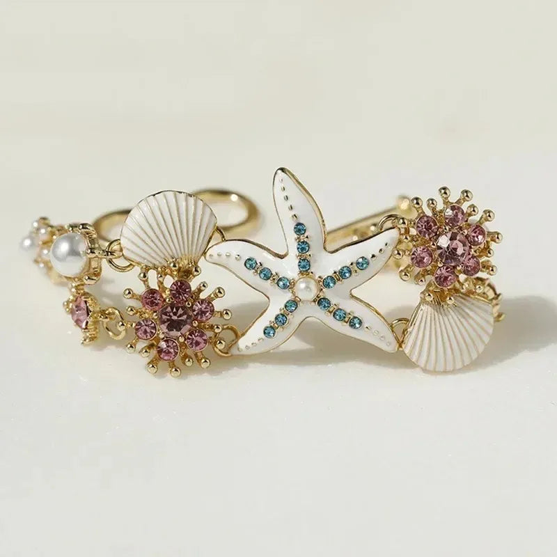 Ocean-Inspired Shell & Beaded Pendant Bracelet