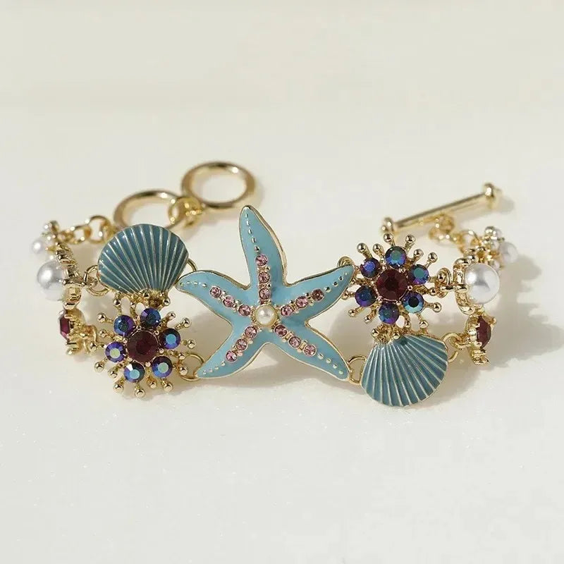 Ocean-Inspired Shell & Beaded Pendant Bracelet